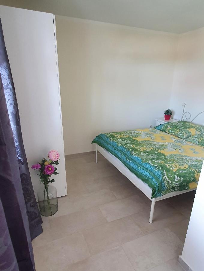 Apartments Ruzic Njivice Room photo